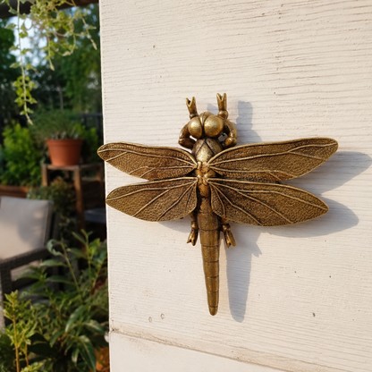 Golden Bee Wall Decor 🐝 – 3D Whimsical Insect Art