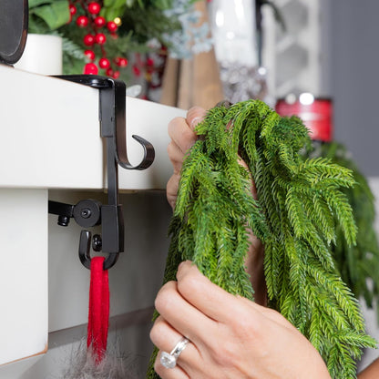 🎄 Adjustable Stocking & Garland Mantle Hangers – Damage-Free Dual-Hook Christmas Fireplace Holders 🎅✨