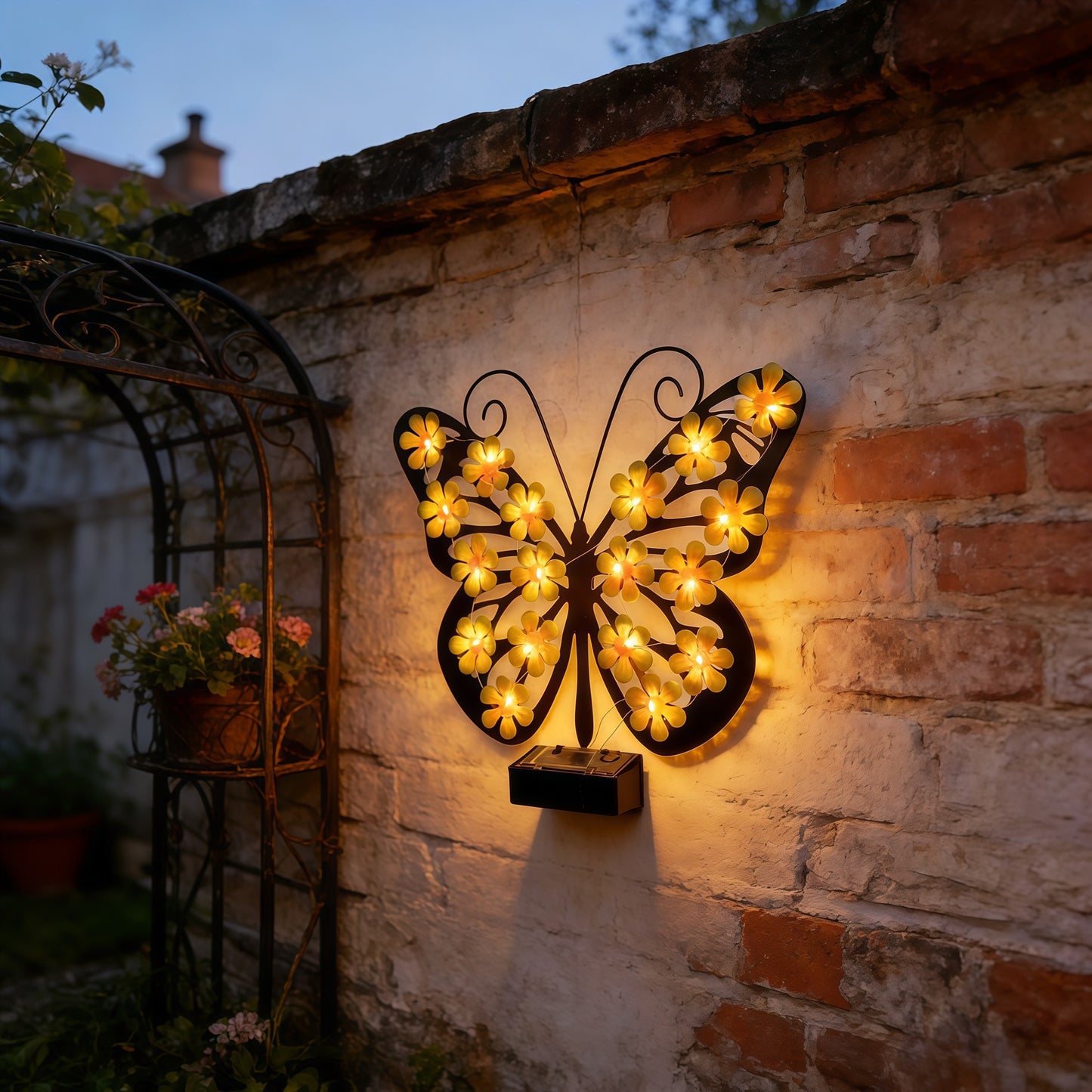 🦋 Solar Butterfly Garden Light